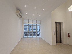 Serangoon Road office  (D8), Office #553576271